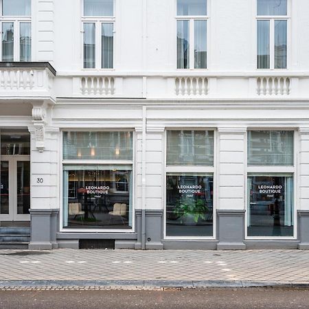 Leonardo Boutique Hotel Maastricht City Center Former Designhotel Bagian luar foto