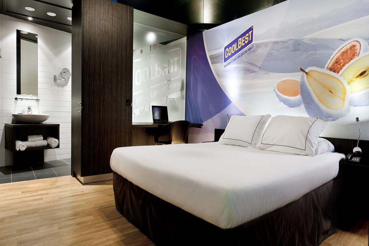 Leonardo Boutique Hotel Maastricht City Center Former Designhotel Bagian luar foto