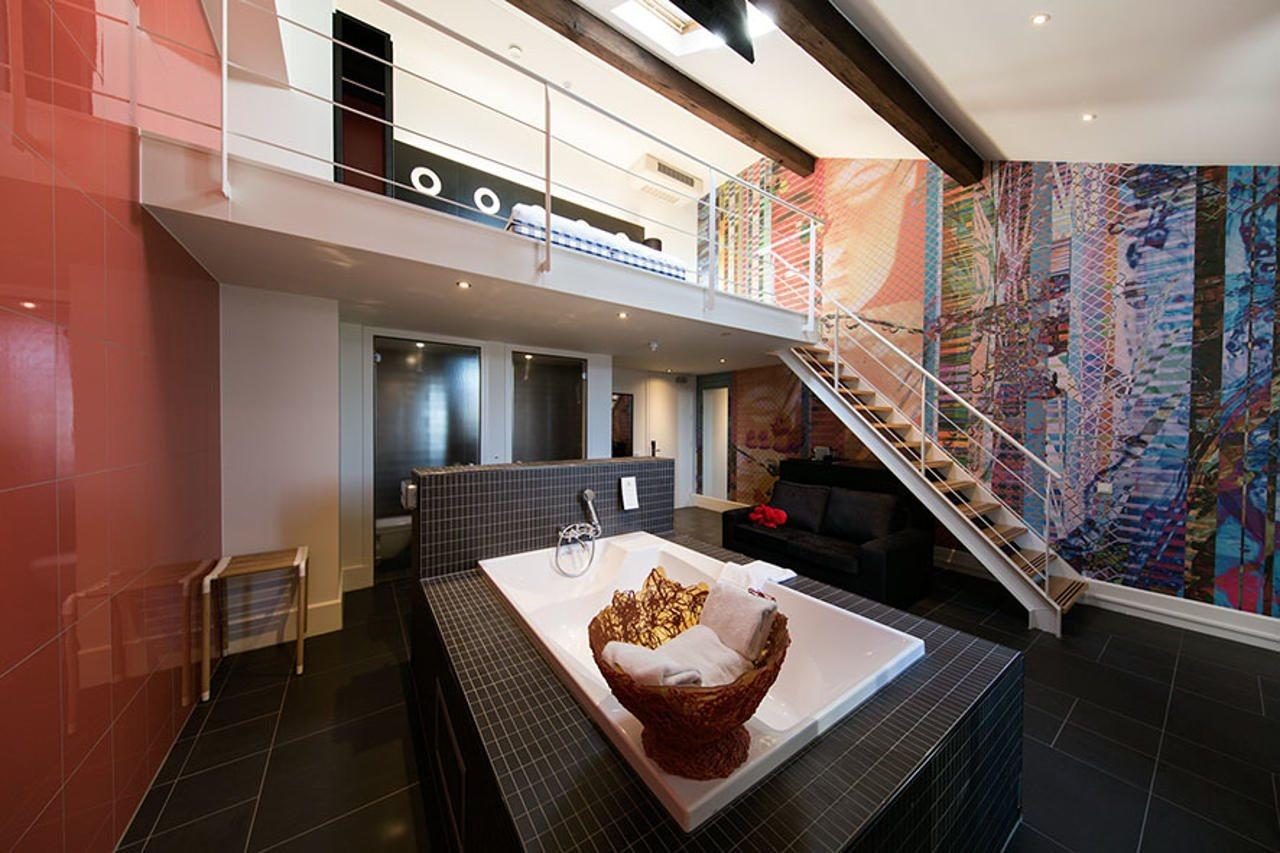 Leonardo Boutique Hotel Maastricht City Center Former Designhotel Bagian luar foto