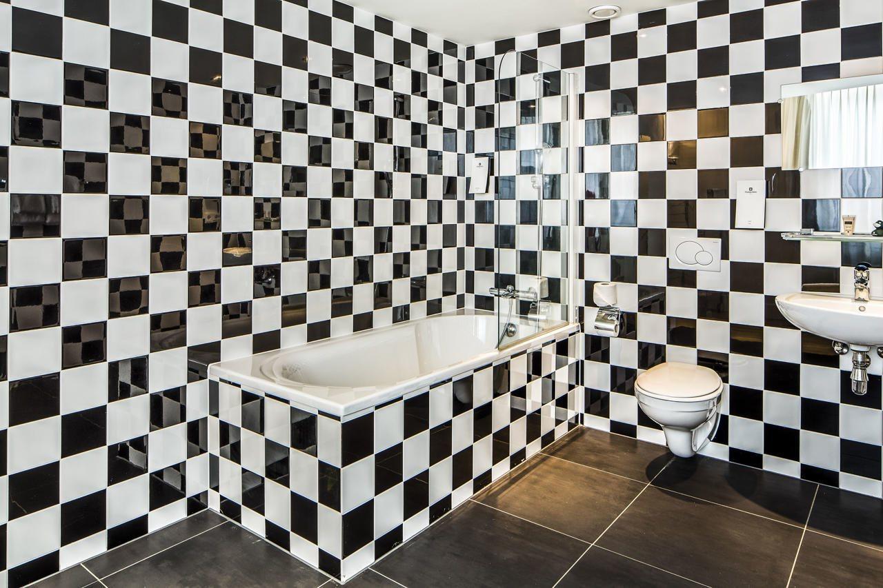 Leonardo Boutique Hotel Maastricht City Center Former Designhotel Bagian luar foto