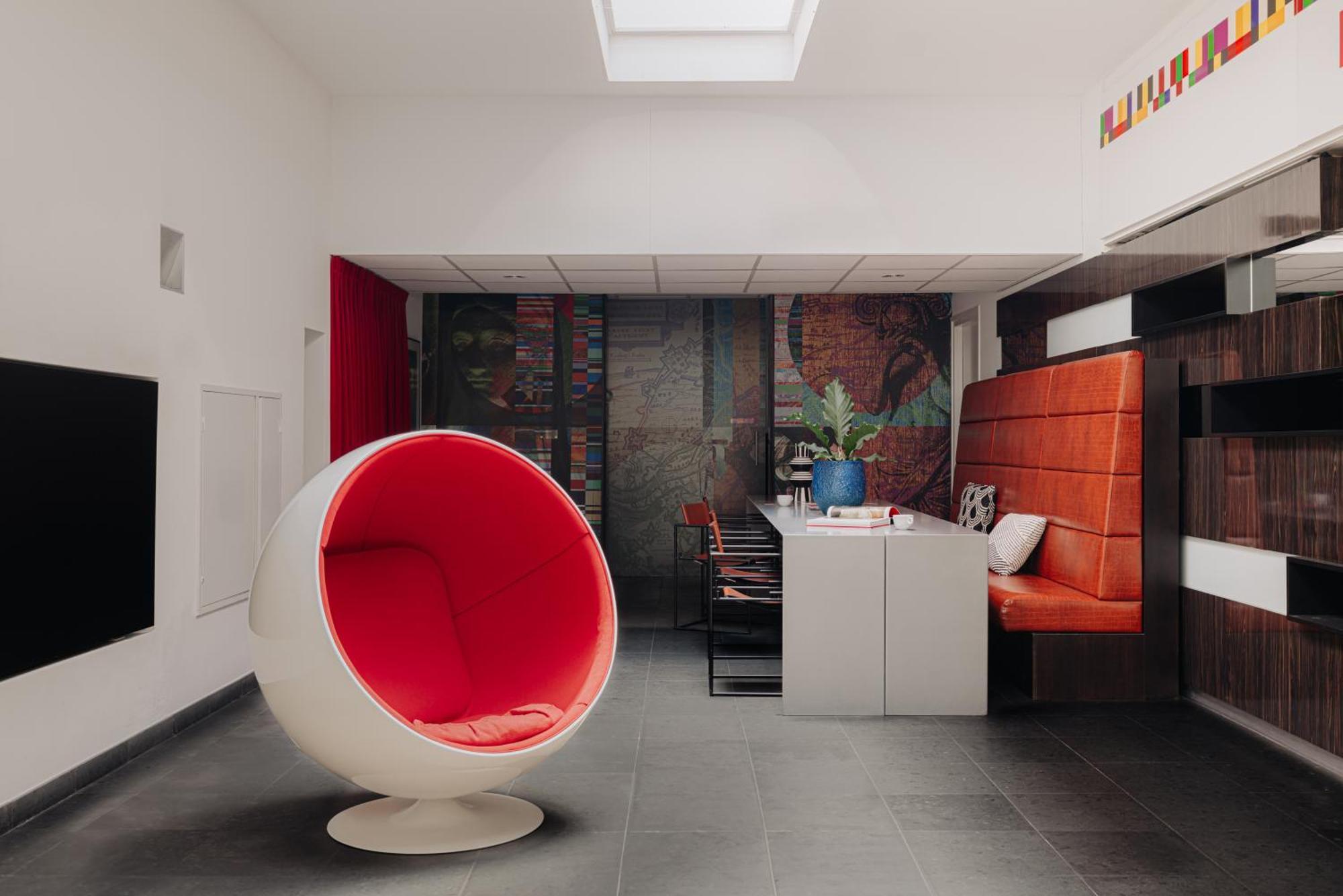 Leonardo Boutique Hotel Maastricht City Center Former Designhotel Bagian luar foto