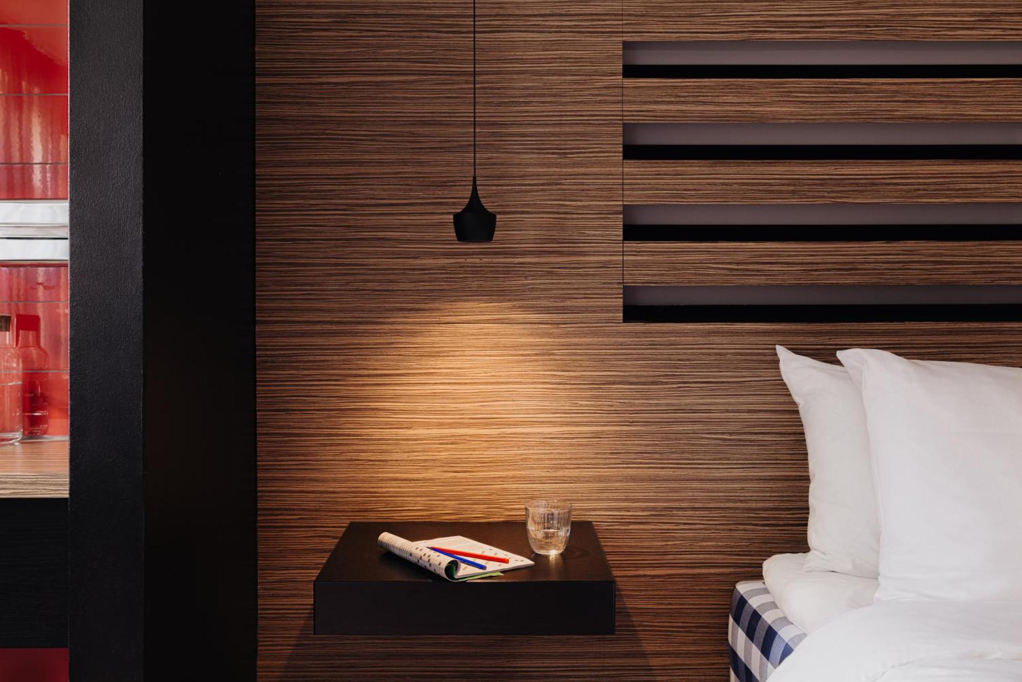 Leonardo Boutique Hotel Maastricht City Center Former Designhotel Bagian luar foto