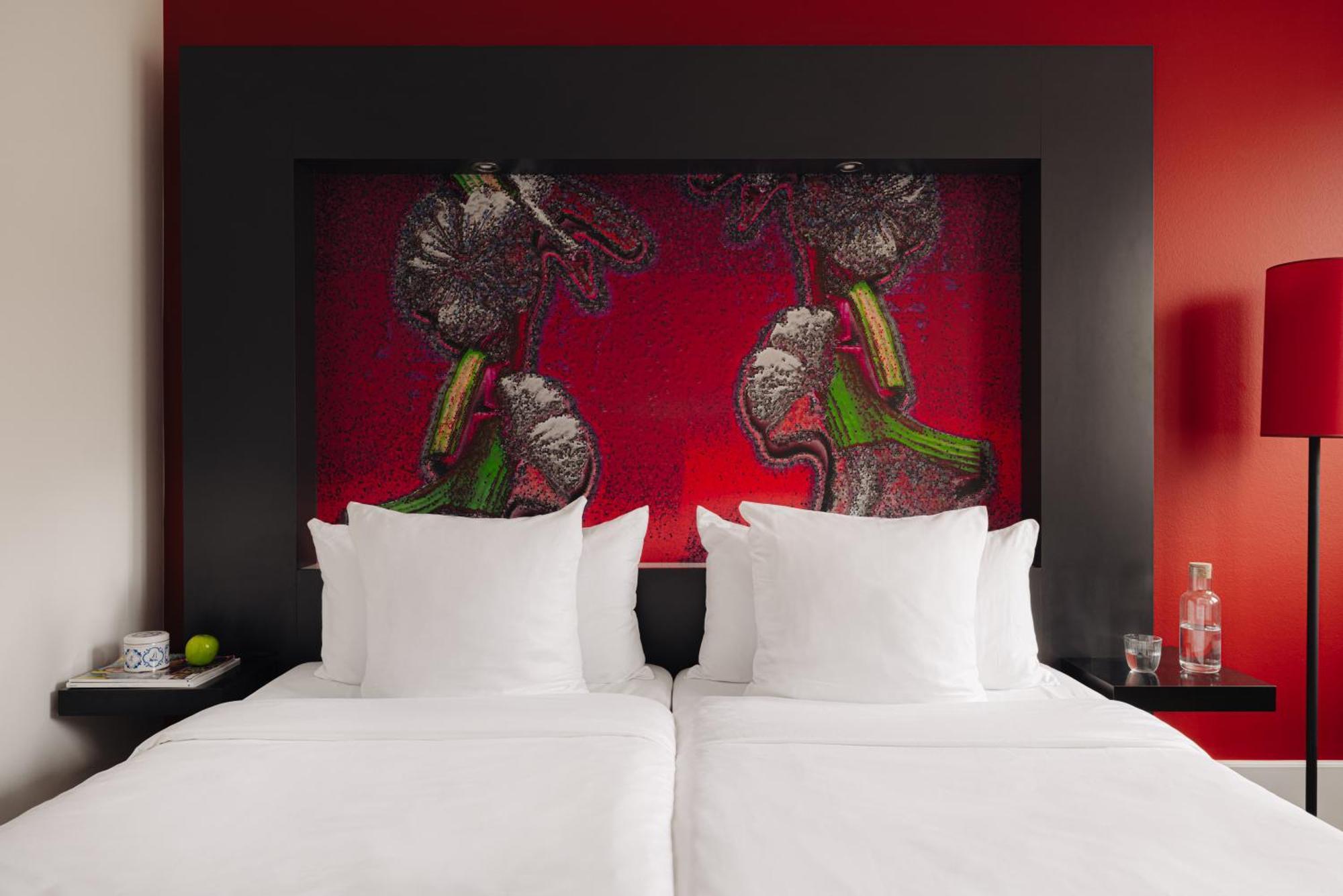 Leonardo Boutique Hotel Maastricht City Center Former Designhotel Bagian luar foto